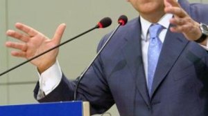 Η δημοκρατία κινδυνεύει 
