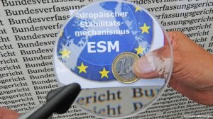 Η Ελλάδα ζήτησε νέο πρόγραμμα από τον ESM. Για 51 δισ.κάνουν λόγο τα διεθνή ΜΜΕ