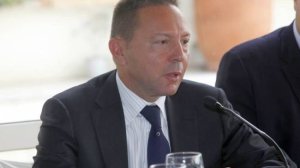 Παρέμβαση Στουρνάρα για την ασφάλιση εξαγωγικών πιστώσεων