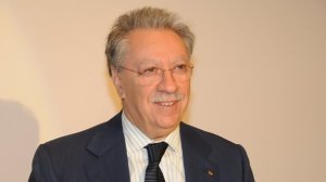 Στην Πειραιώς και επίσημα τα υποκαταστήματα των τριών κυπριακών τραπεζών