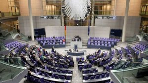 Γερμανική Βουλή: Εγκρίθηκε η εκταμίευση της δόσης για την Ελλάδα