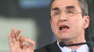 Τα έψαλε στους διοικητές νοσοκομείων ο Λοβέρδος 