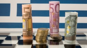 ΤτΕ: Ταμειακό πρωτογενές πλεόνασμα 3,5 δισ. το 2015