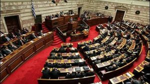 Αναστέλλεται η πώληση κόκκινων δανείων. Υπερψηφίστηκε η τροπολογία