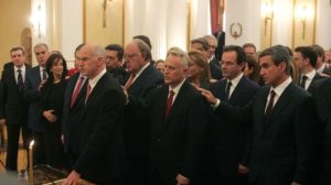 Ορκίσθηκε η νέα κυβέρνηση -Αναλυτικά η σταυροδοσία των υποψηφίων στην Επικράτεια