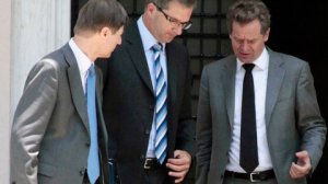 «Τα πήραν» με την τρόικα οι αναλυτές της Alpha Bank