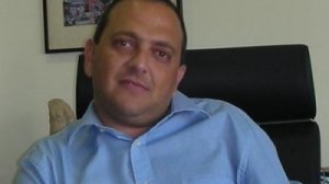Τα σχέδια του Βασίλη Βαβυλουσάκη και η συνεργασία με βρετανική εταιρεία