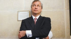 Εγκαταλείπει τη Βρετανία η JP Morgan για τη φορολογία στα μπόνους