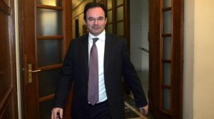 Περαίωση και στα ακίνητα. Στο Υπουργικό το νέο φορολογικό νομοσχέδιο