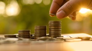 Νέο πλαφόν στις ασφαλιστικές εισφορές τα 5.860 ευρώ!