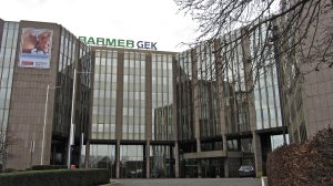 Γερμανική ασφαλιστική καταργεί 3.500 θέσεις εργασίας