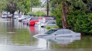 Κίνδυνος από πλημμύρες: Πώς αντιμετωπίζουν την ασφάλισή του στις ΗΠΑ;