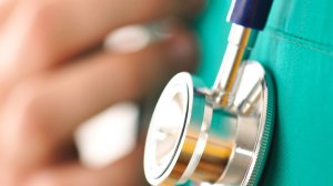 Τετράωρη στάση εργασίας στα δημόσια νοσοκομεία 
