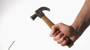 Στο σακί της Fitch όλος ο κλάδος ιδιωτικής ασφάλισης της Γαλλίας