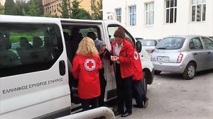 Η Υπηρεσία του Ελληνικού Ερυθρού Σταυρού «Νοσηλεία στο Σπίτι» δίπλα στους μοναχικούς ανθρώπους