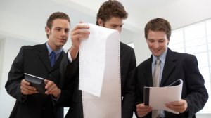 EIOPA: Κάνει φύλλο και φτερό τα χρέη των κρατών
