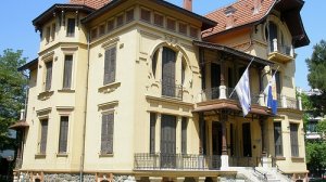 Η Δημοτική Πινακοθήκη Θεσσαλονίκης ασφαλίζει τα έργα τέχνης της συλλογής της!