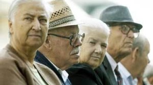 Κόβεται η σύνταξη στους συνταξιούχους που δεν έχουν απογραφεί 
