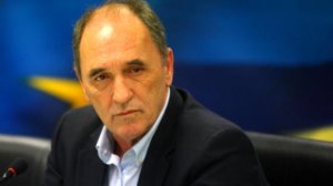 Tι είπε ο Γιώργος Σταθάκης στο Bloomberg για τις τράπεζες