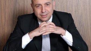 ΠΡΟΕΞΟΦΛΩΝΤΑΣ της εφημερίδας NEXT DEAL, κυκλοφορεί στα περίπτερα όλης της χώρας