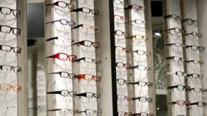 ΕΟΠΥΥ:Πώς θα δικαιολογείται η αγορά οπτικών ειδών 