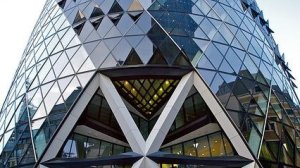 Γνωρίστε το κτίριο της Swiss Re