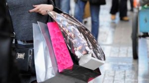 Πότε θα είναι ανοικτά τα καταστήματα
