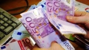 Αυξήθηκαν οι τραπεζικές καταθέσεις
