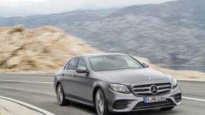 Η Mercedes-Benz κατακτά δύο φορές την πρώτη θέση!