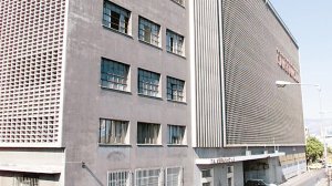 Στο κτίριο Κεράνης μετακομίζει το υπουργείο Οικονομικών