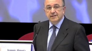 Xοακίν Αλμούνια: Η Ελλάδα δεν θα πτωχεύσει
