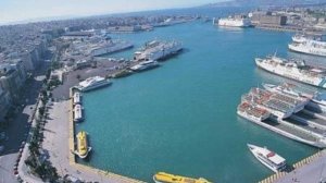 Ταλαιπωρία επιβατών στον Πειραιά λόγω της 48ωρης απεργίας