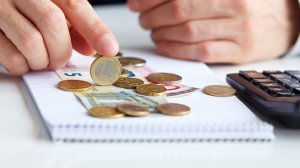 Εγκύκλιος ΕΦΚΑ: Δείτε σε ποιους κλάδους μειώνονται σταδιακά οι εισφορές!