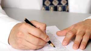 Μικρή υποχώρηση της ανεργίας το Μάρτιο