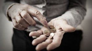 Ούτε προσωρινή επικουρική σύνταξη δεν παίρνουν 110.000 δικαιούχοι από το 2015!