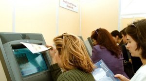 Χωρίς δουλειά 2 στους 5 νέους