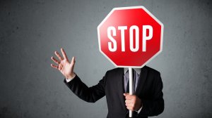 Φρένο στις κατασχέσεις του ΟΑΕΕ από τον Συνήγορο του Πολίτη