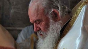 Το μήνυμα Ιερώνυμου για τα Χριστούγεννα: Να εγκαταλείψουμε τους εγωισμούς