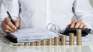 Ο υπολογισμός των εισφορών των αυτοαπασχολούμενων και των ελεύθερων επαγγελματιών με τον Ν.4387/2016 και οι επιδράσεις στην φορολογία εισοδήματος