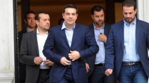 Bloomberg: Τελεσίγραφο στην Ελλάδα για συμφωνία. Πυρετός διαβουλεύσεων στην Αθήνα