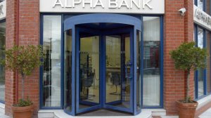 Νέα επιτόκια από την Alpha Bank