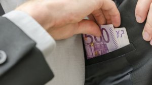  Προσοχή!!Δανειολήπτες πέφτουν θύματα απατεώνων