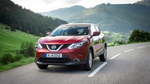 Η Nissan μειώνει το βάρος των μοντέλων της