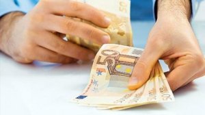 Τι ποσό θα λαμβάνουν οι επιχειρήσεις που μετατρέπουν τα μπλοκάκια σε μισθωτή εργασία