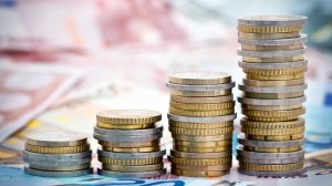 ΥΠΟΙΚ: Διευκρινίσεις για τη φορολογική επιβάρυνση στα «μπλοκάκια»