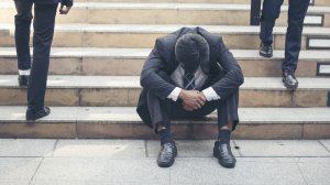 Η ανεργία στην Ελλάδα σταθερά η υψηλότερη στην Ευρωζώνη και τον Ιανουάριο στο 23,5%