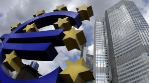 Κομισιόν: Ψήφο εμπιστοσύνης στην ελληνική οικονομία