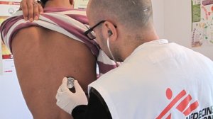 INTERAMERICAN: Με τους Γιατρούς Χωρίς Σύνορα σε καταυλισμούς μεταναστών
