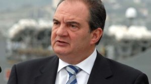 Δε ζημιώθηκε το δημόσιο από τις ανταλλαγές λέει ο Καραμανλής