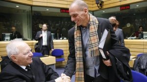 Συμφωνία στις Βρυξέλλες. Παρατείνεται η δανειακή σύμβαση